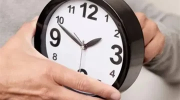 التوقيت الشتوي يعود في مصر مع بدء حسابات ترشيد استهلاك الطاقة